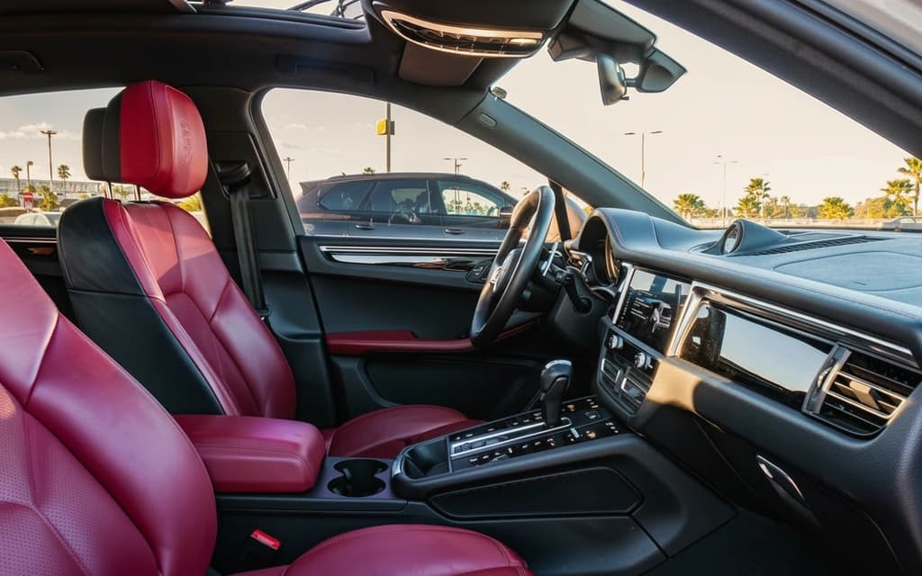 Porsche Macan S 2024