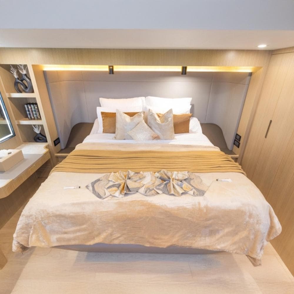 Infinity Catamaran 60ft Yacht