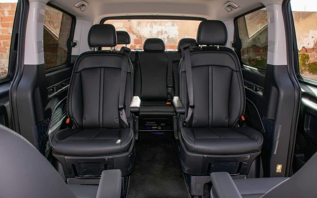 Hyundai Staria 9S 2024