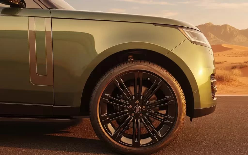 LandRover RangeRoverVogue 2024 alloy wheel close up – rental in Dubai