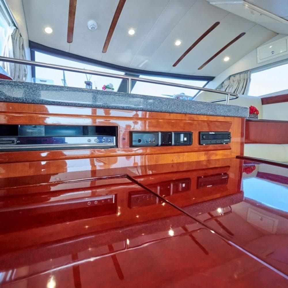 Majestic - 55 Yacht
