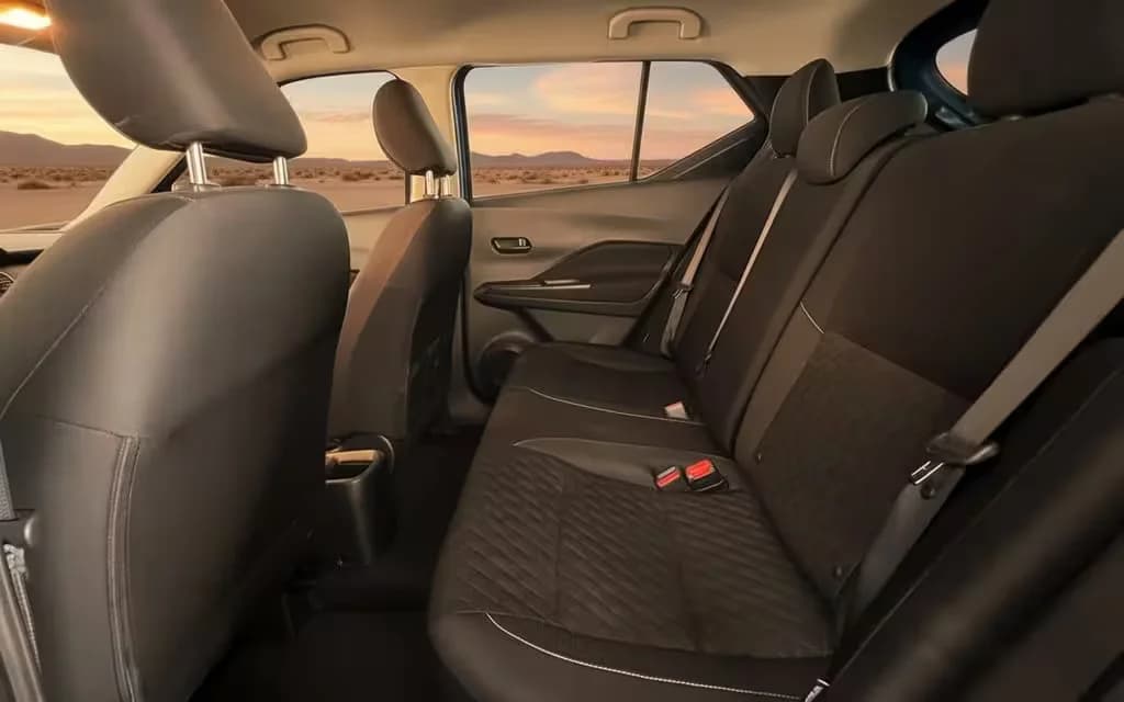 Nissan Kicks 7 14