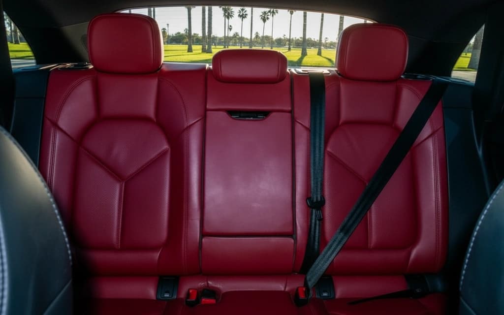 Porsche Macan S 2024