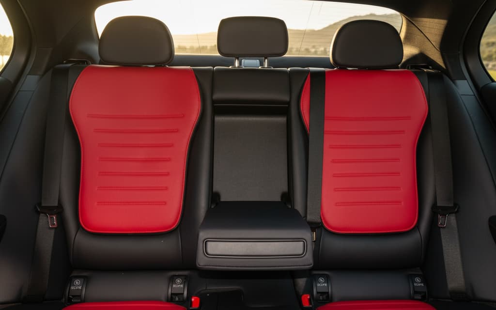 Mercedes Benz C200 2024