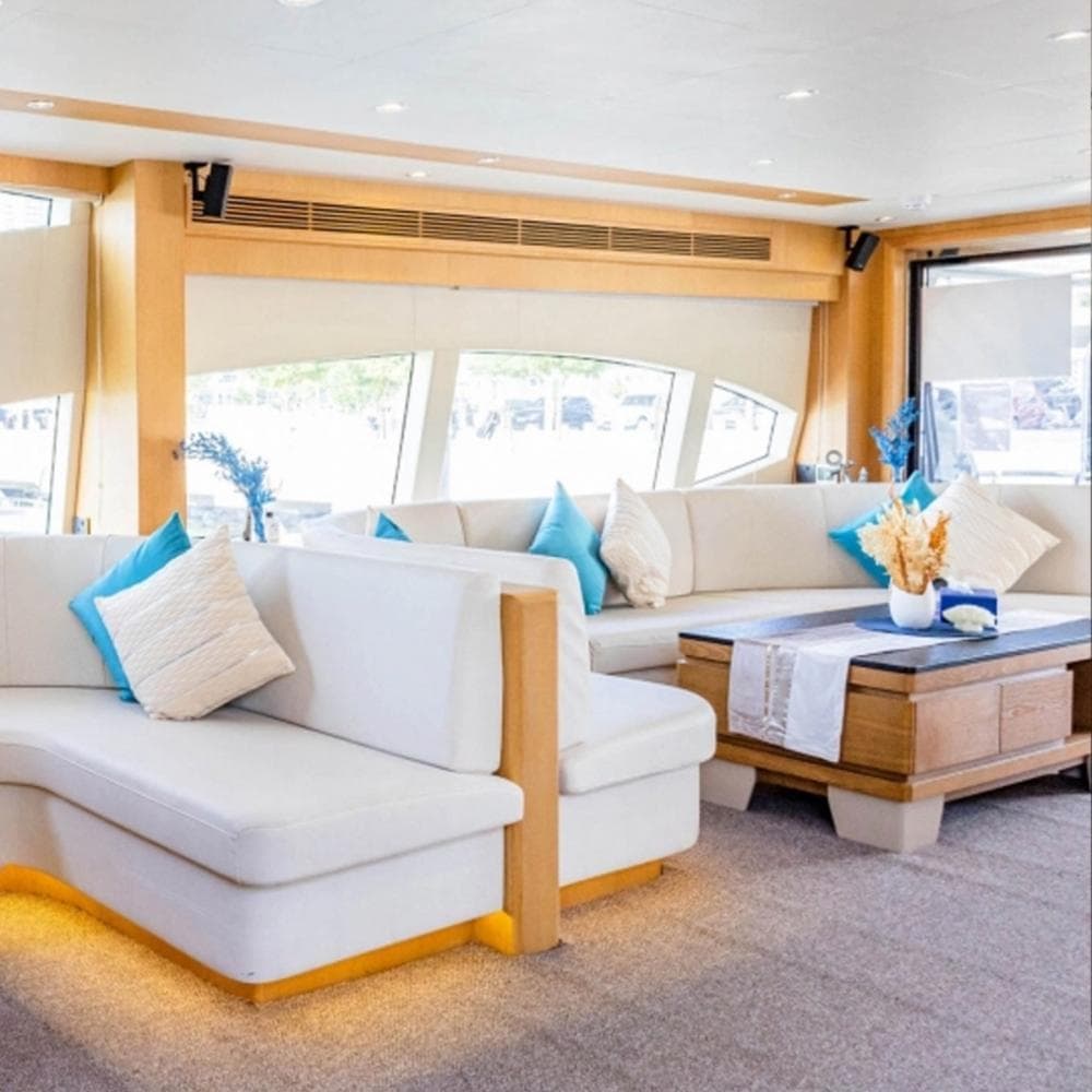 Astra 76ft Yacht