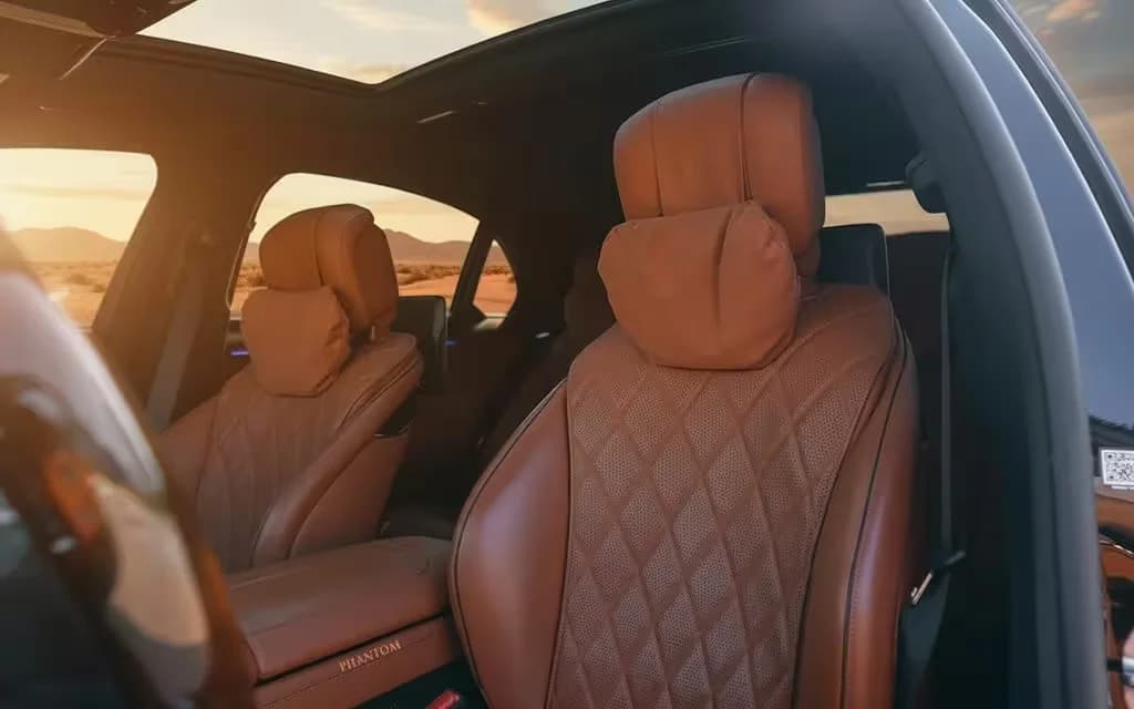 Mercedes S500 2021 leather seats and cabin – rental in Dubai