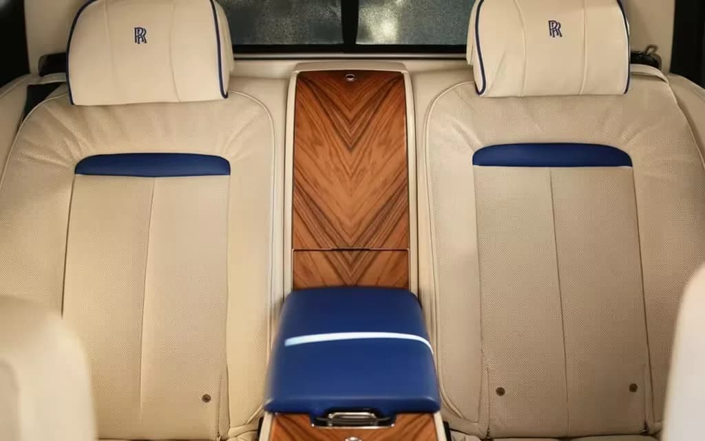 Rollsroyce Cullinan 1 10