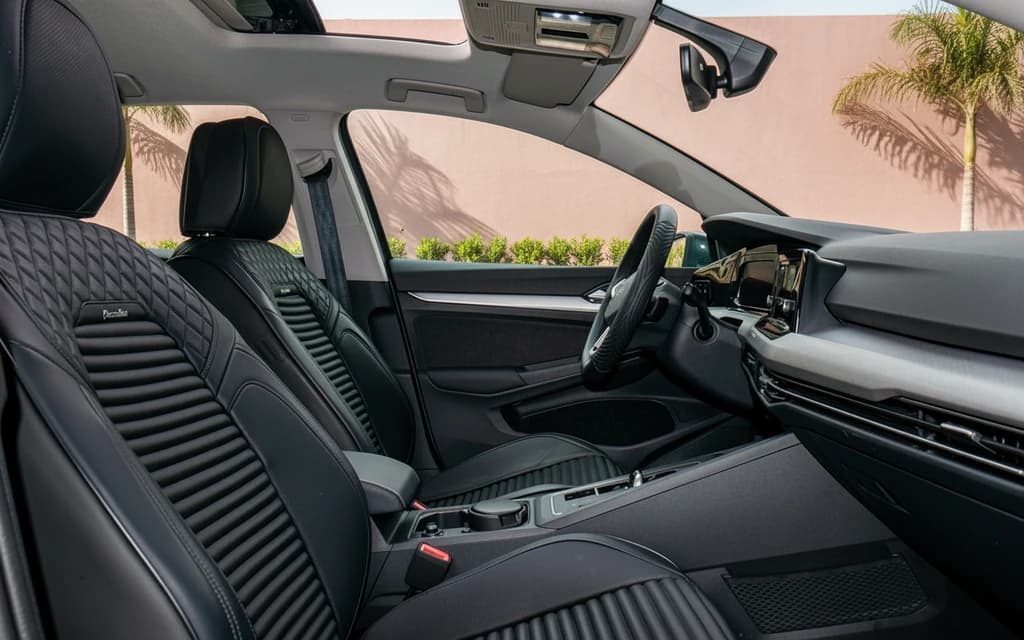 Volkswagen Golf 2024