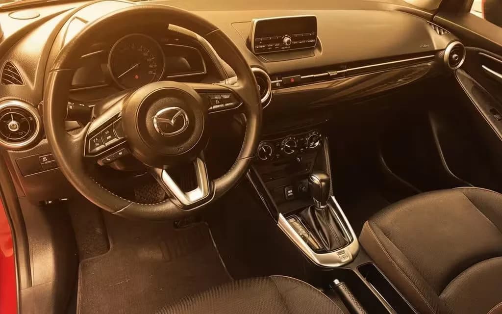 Mazda 2 08