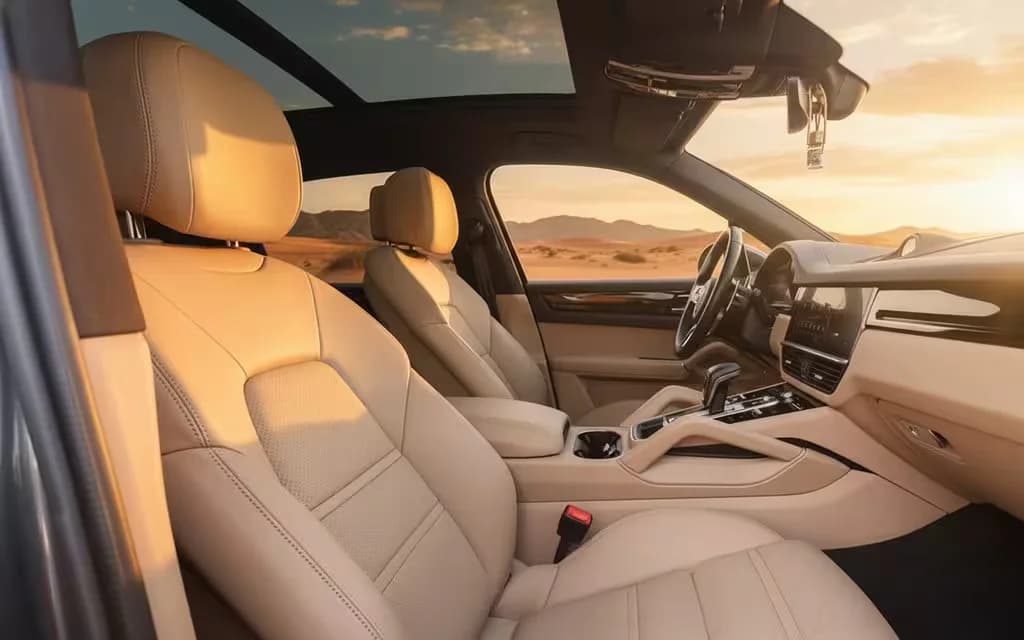 Porsche Cayenne 2024 leather seats and cabin – rental in Dubai