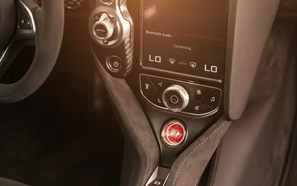 Mclaren 720s 09