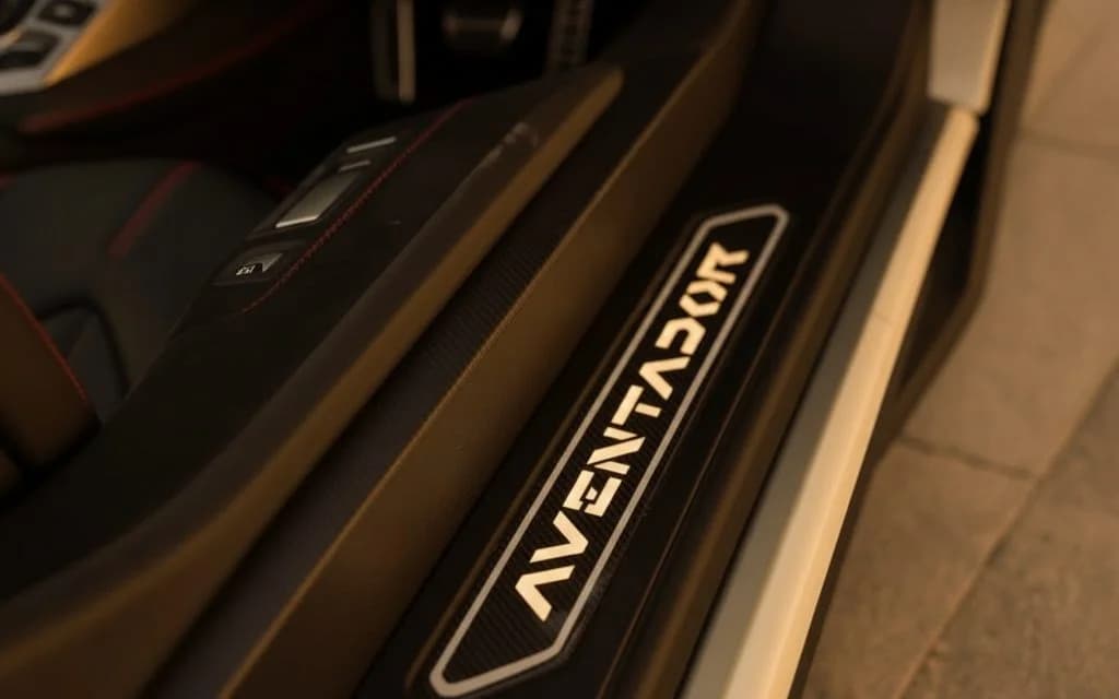 Lamborghini Aventador 2021 interior view showing trim – rental in Dubai