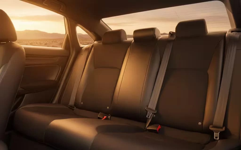 Honda Civic 2024 leather seats and cabin – rental in Dubai