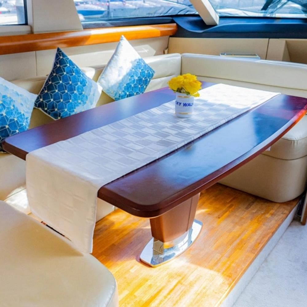 San Lorenzo 82ft Yacht