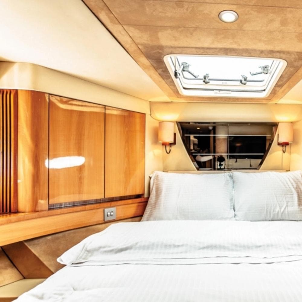 Sealine 68 Yacht