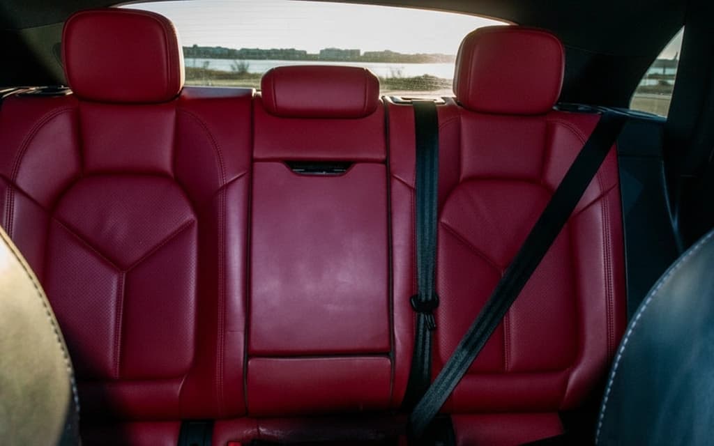 Porsche Macan S 2024