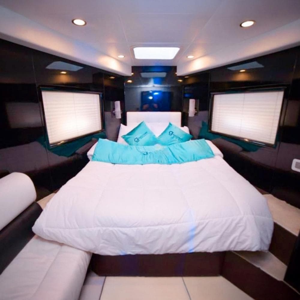 Marine 65 Yacht