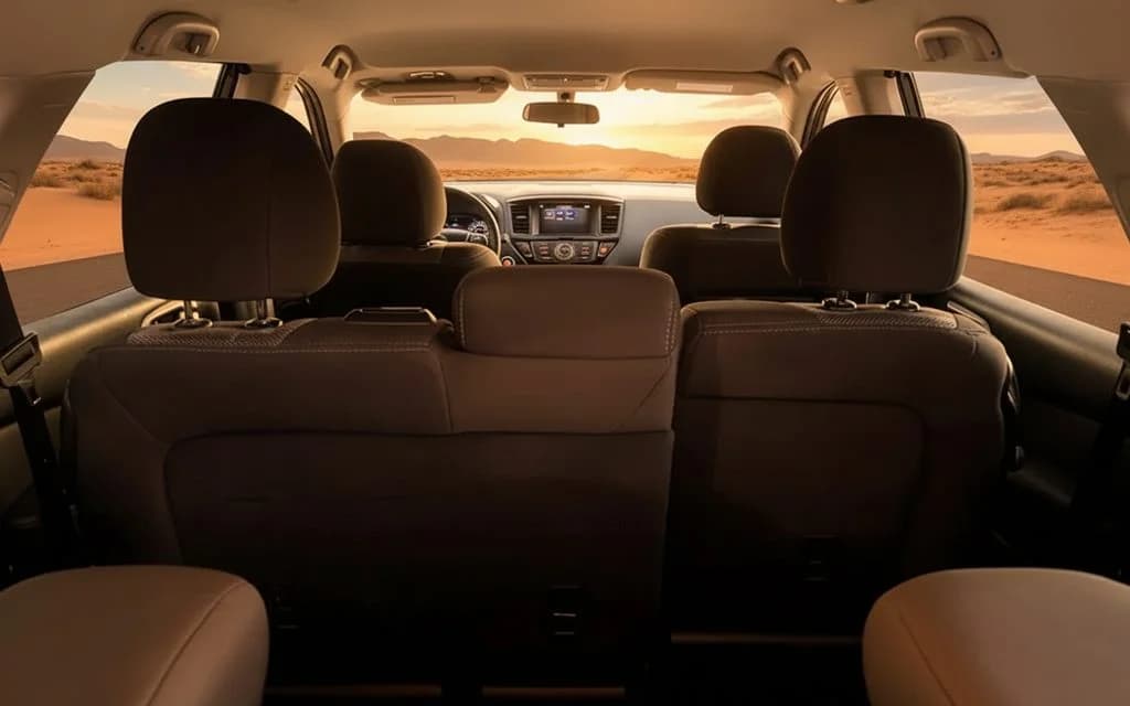 Nissan Pathfinder 2021 leather seats and cabin – rental in Dubai