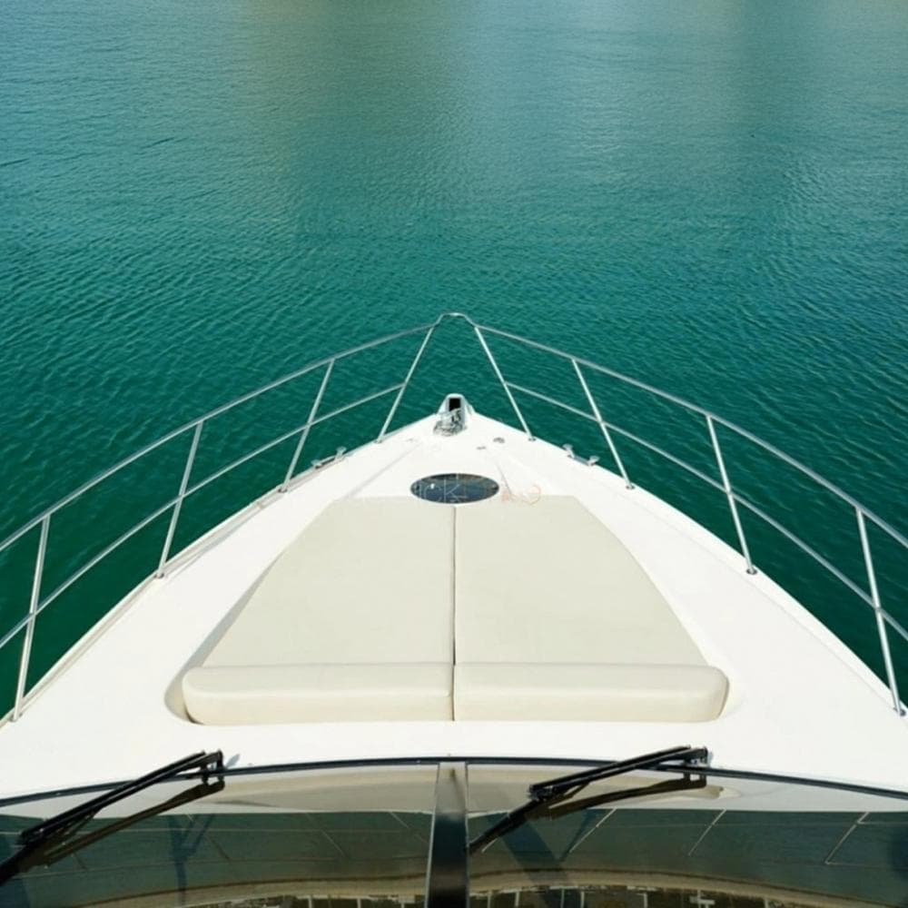 48 Feet Majesty