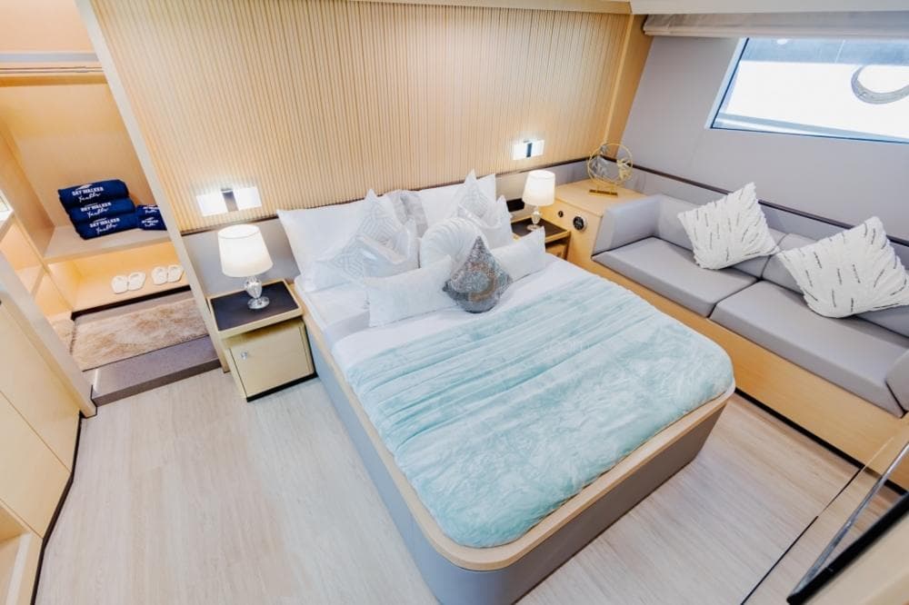 Gala 62 Ft Yacht