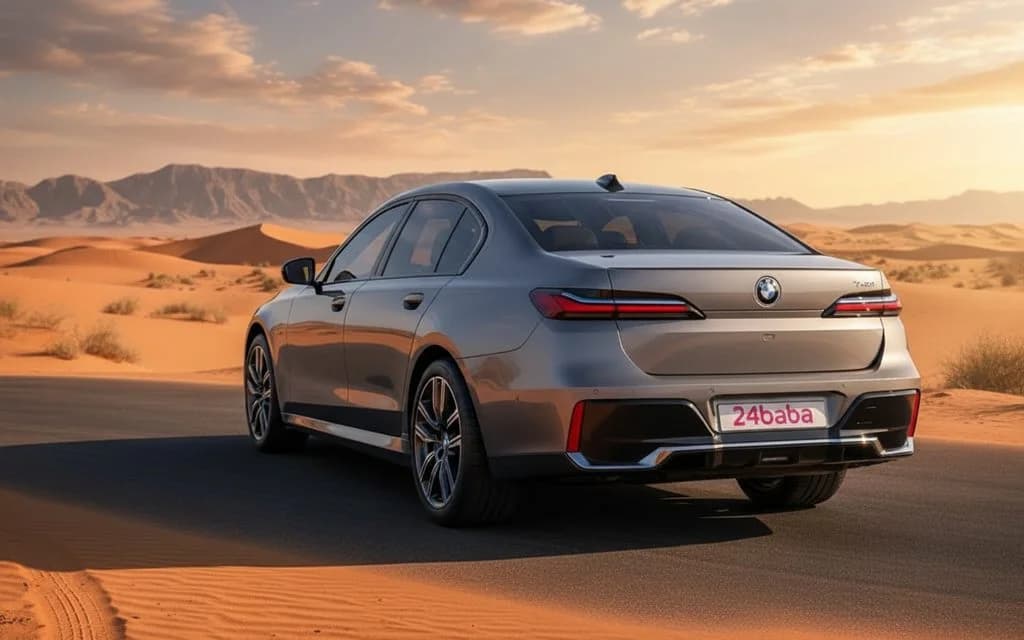 Bmw 740 2024 Grey rear view showing taillights
