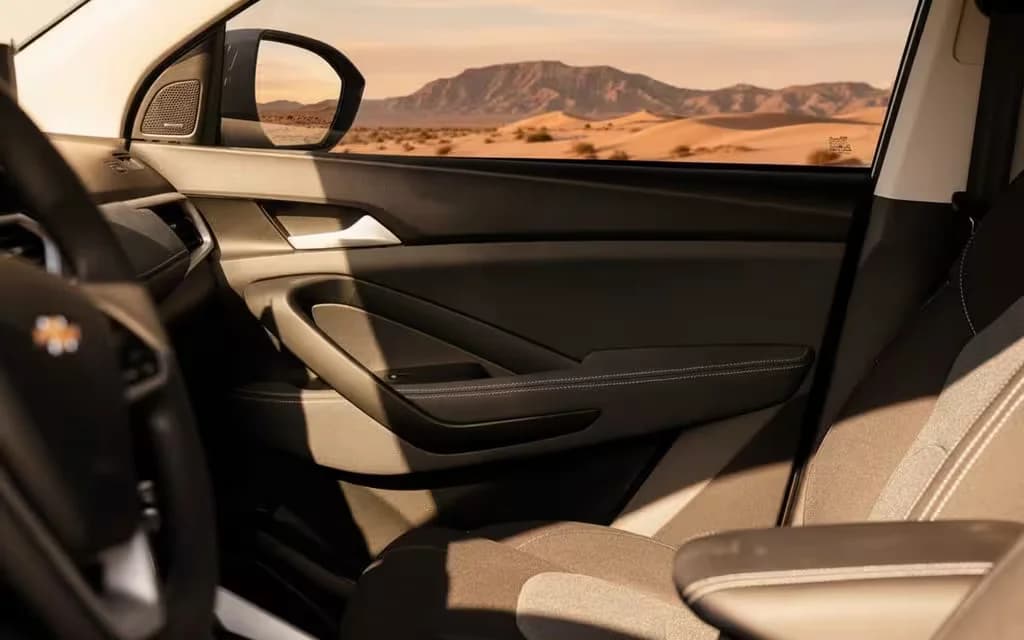 Chevrolet Captiva 2024 interior view showing trim – rental in Dubai