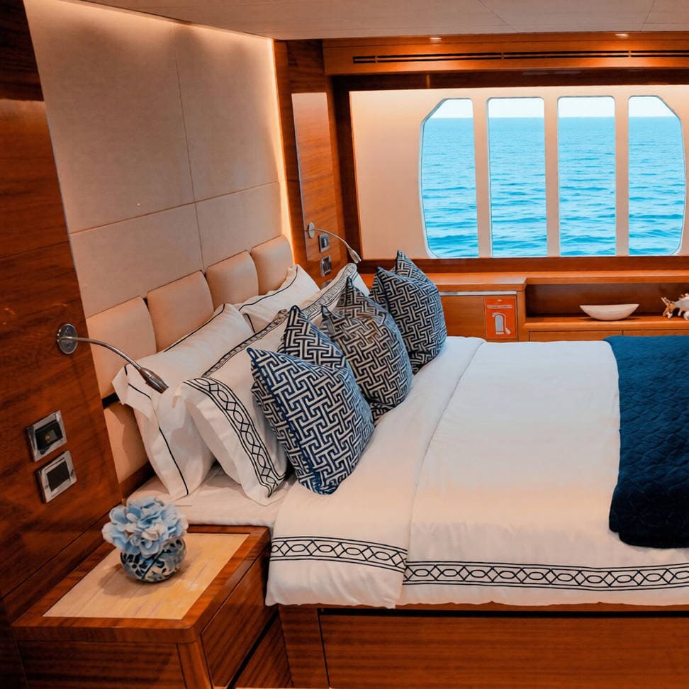 X36 Luxury Yacht