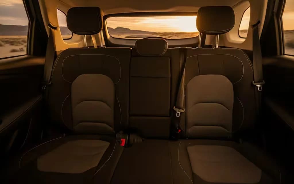 Chevrolet Captiva 8 11
