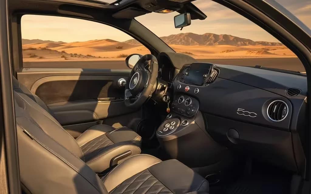 Fiat 500 2023 dashboard and infotainment – rental in Dubai