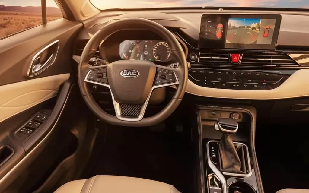 Jac Js4 2025 dashboard and infotainment – rental in Dubai