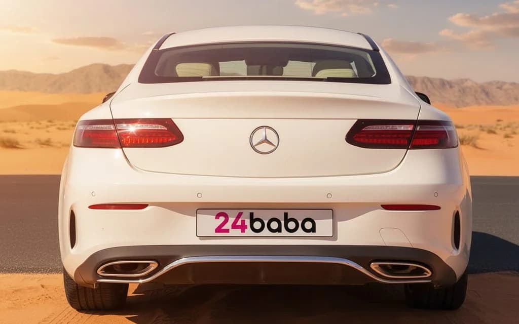 Mercedes E450 2021 White rear view showing taillights