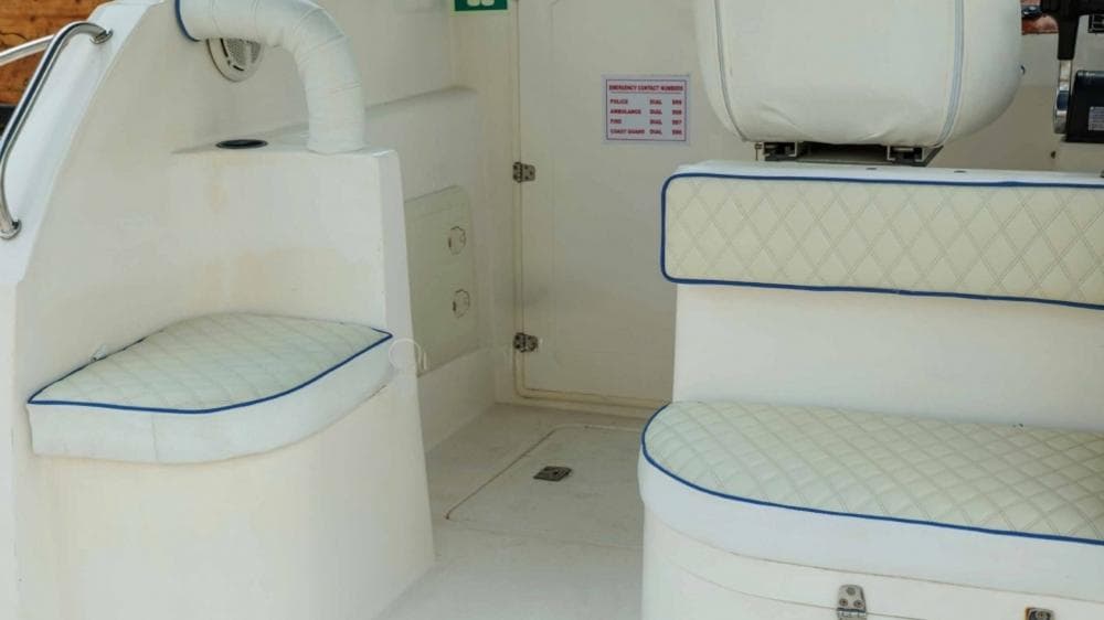 Majestic - 36ft Yacht