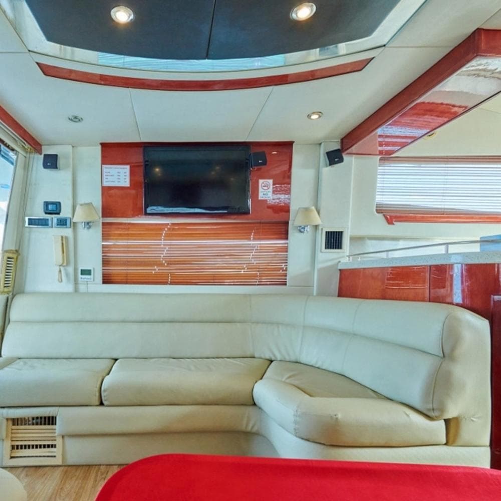 Majestic - 55 Yacht