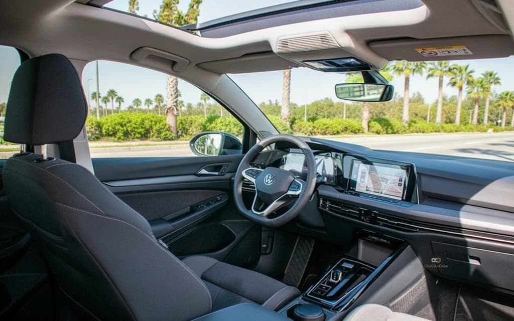 Volkswagen Golf 2024