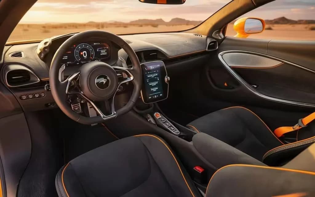 Mclaren Artura 2 09