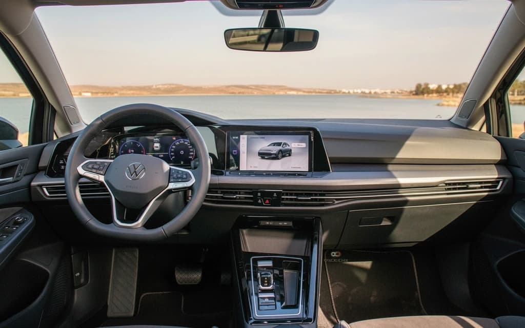 Volkswagen Golf 2024