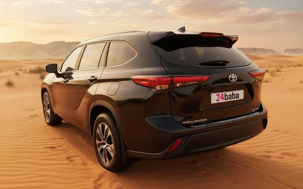 Toyota Highlander 2022 Black rear view showing taillights – rental in Dubai