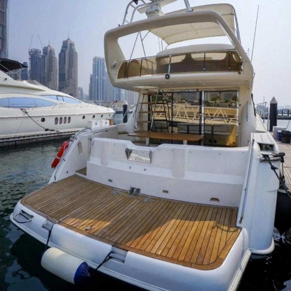 60 Ft Luxury Yacht