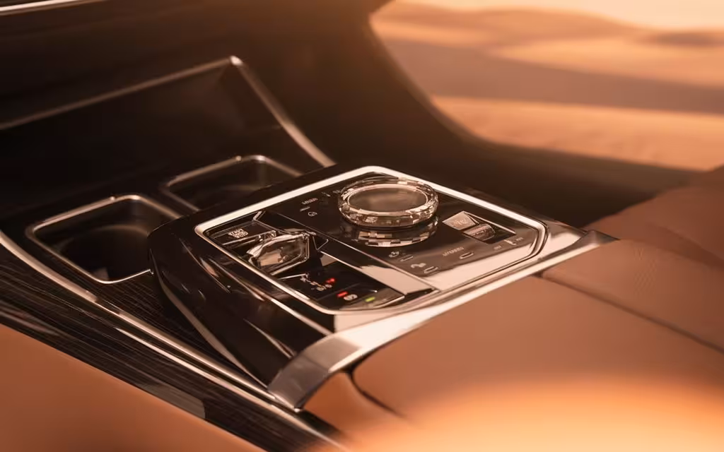 Bmw 735 2023 interior view showing trim – rental in Dubai