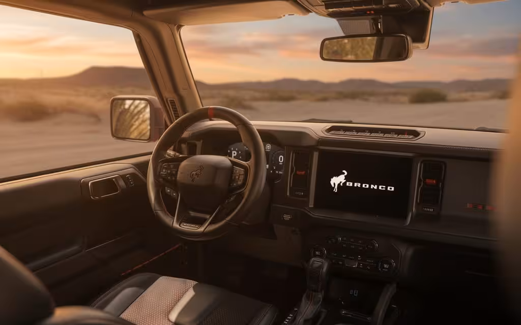 Ford Bronco 2023 dashboard and infotainment – rental in Dubai