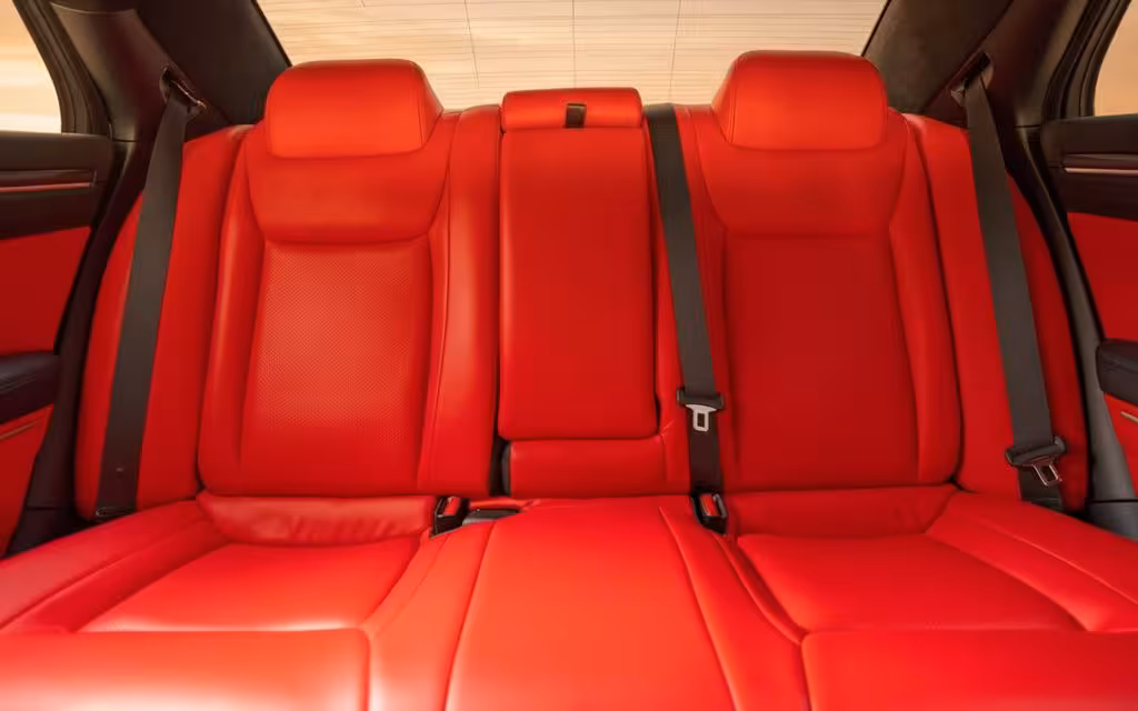 Chrysler 300 2025 leather seats and cabin – rental in Dubai