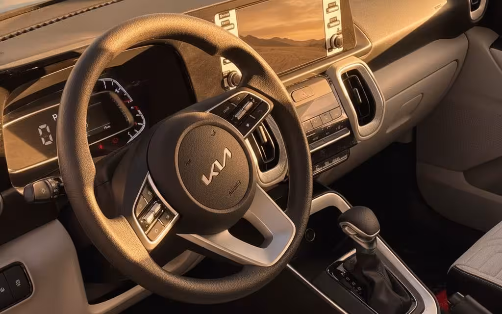 Kia Sonet 2025 dashboard and infotainment – rental in Dubai