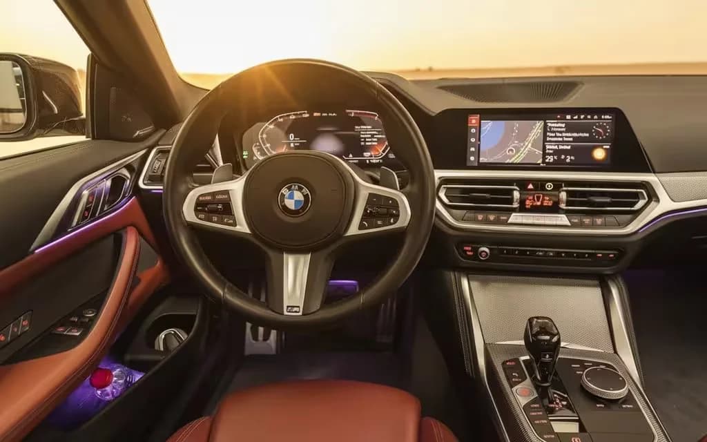 Bmw 430 2023 dashboard and infotainment – rental in Dubai