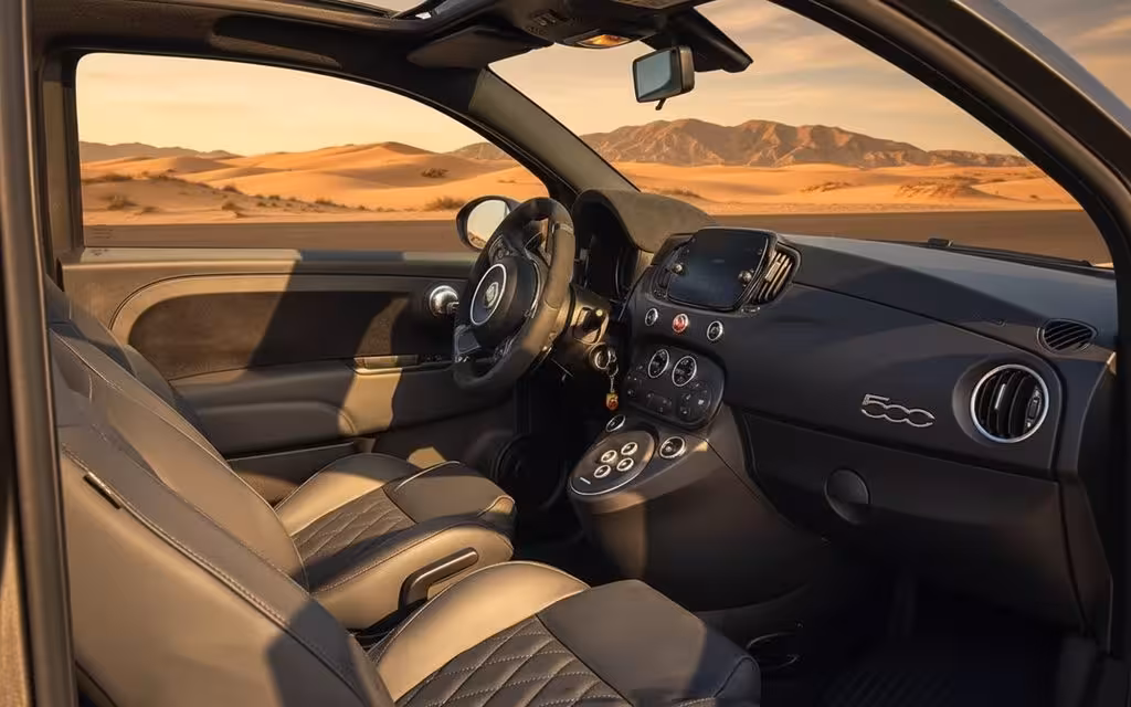 Fiat 500 2023 dashboard and infotainment – rental in Dubai