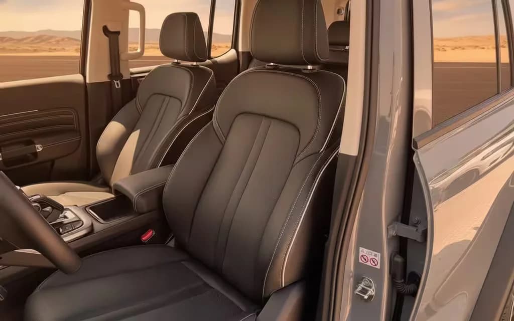 Tank 300 2023 leather seats and cabin – rental in Dubai
