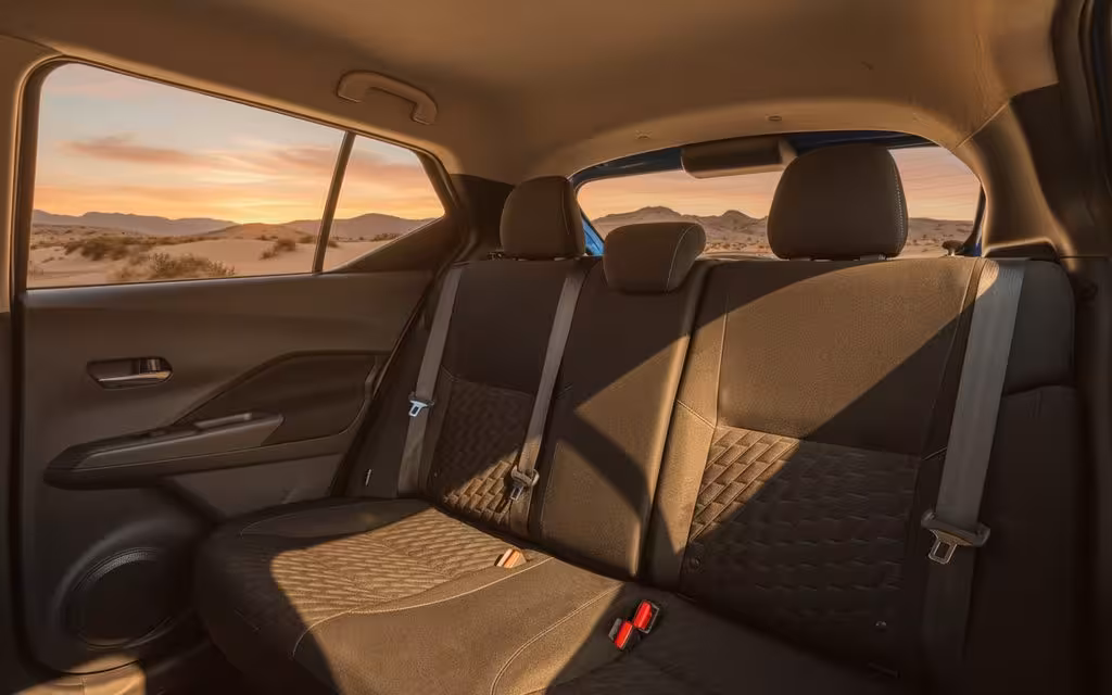 Nissan Kicks 2022 leather seats and cabin – rental in Dubai