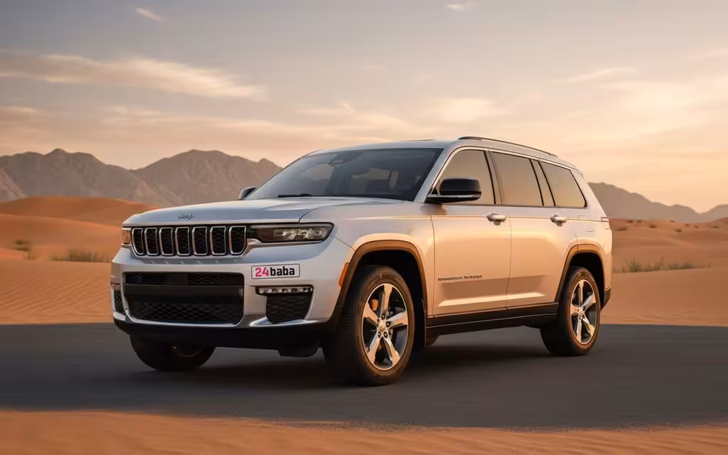 Jeep GrandCherokee 2023 Silver front view with headlights – rental in Dubai