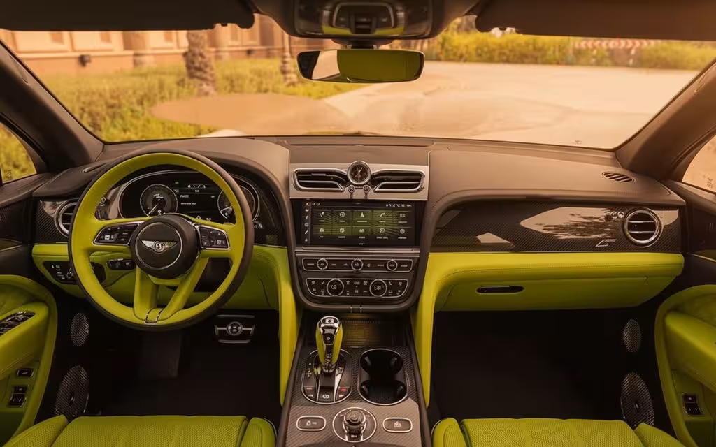 Bentley Bentayga 2023 interior view showing trim – rental in Dubai