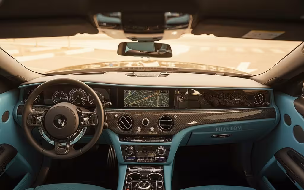 RollsRoyce Ghost 2022 interior view showing trim – rental in Dubai