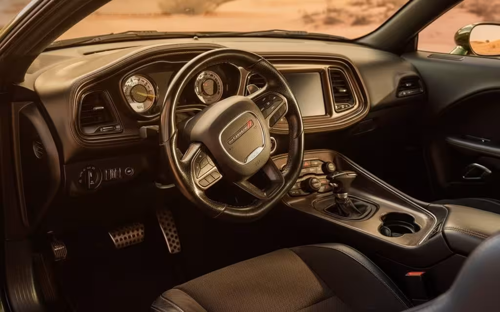 Dodge Challenger 2020 interior view showing trim – rental in Dubai